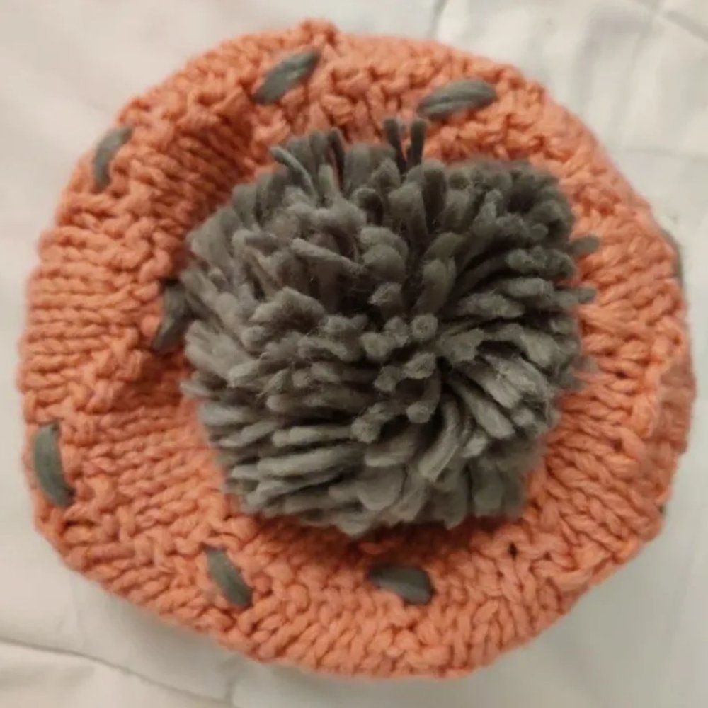 Pink Tuque - Picture 2 of 2